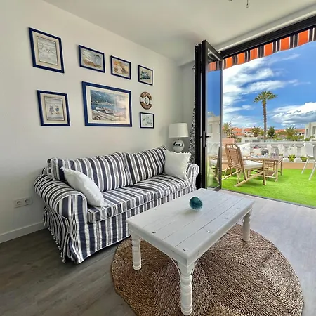 Апартаменты Atlantic View Apartment Costa Adeje Heated Pool Адехе