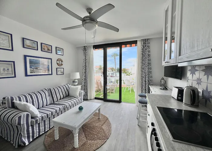 Paulmarie Aquatic Apartament *